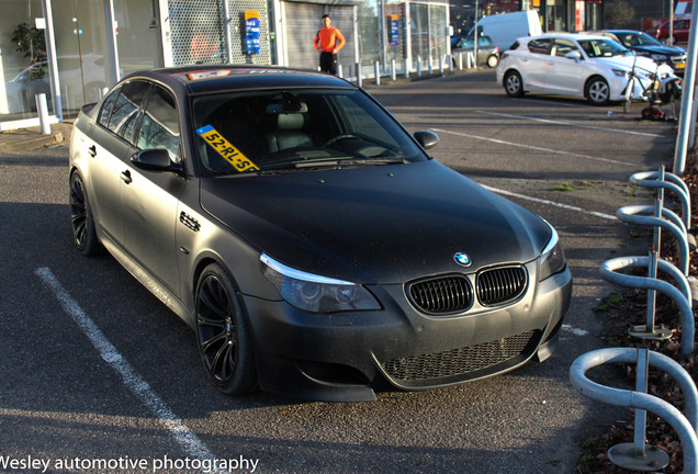 BMW M5 E60 2005