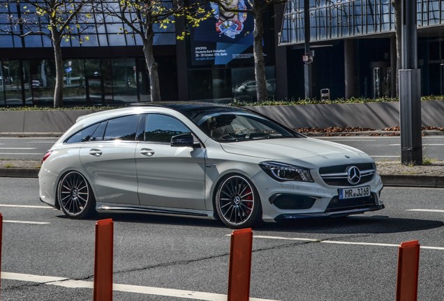 Mercedes-Benz CLA 45 AMG Shooting Brake