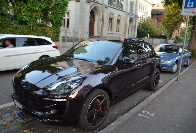 Porsche 95B Macan GTS