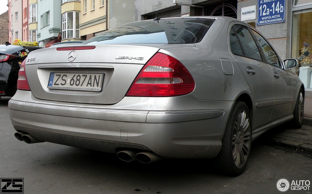 Mercedes-Benz E 55 AMG