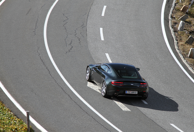 Aston Martin V8 Vantage