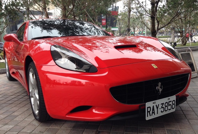 Ferrari California