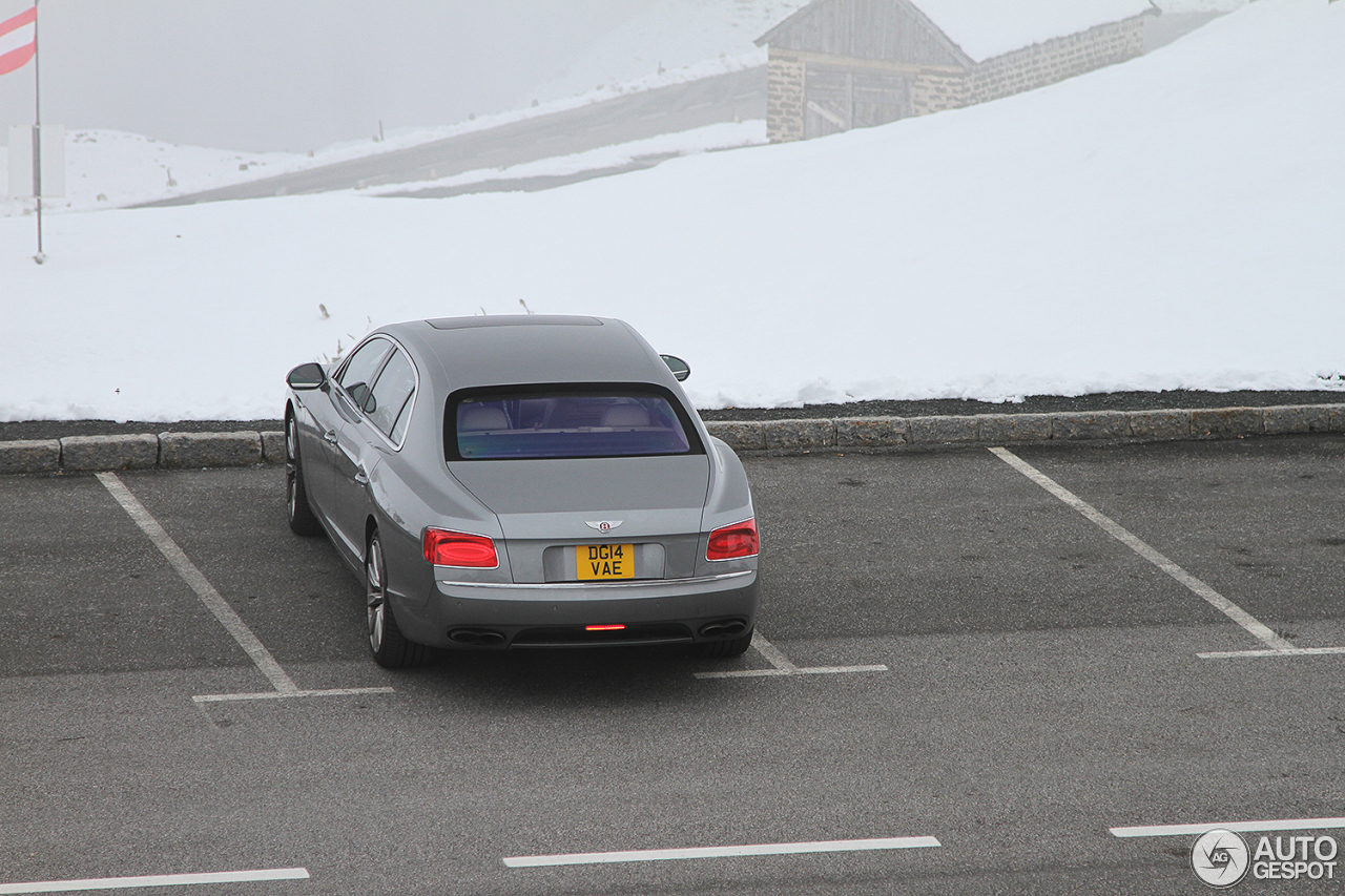 Bentley Flying Spur V8