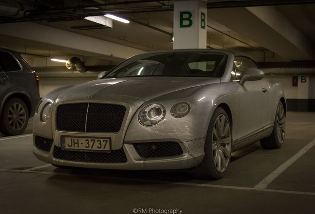 Bentley Continental GTC V8