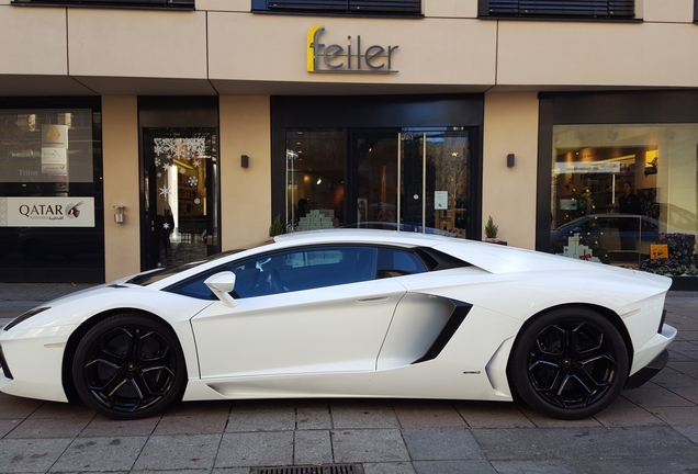 Lamborghini Aventador LP700-4