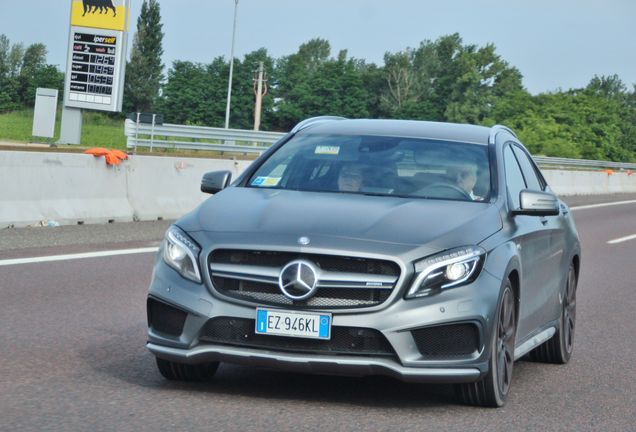 Mercedes-Benz GLA 45 AMG X156