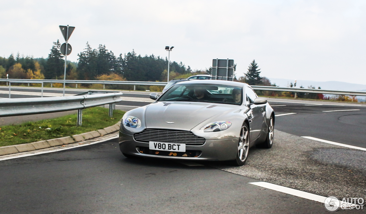 Aston Martin V8 Vantage