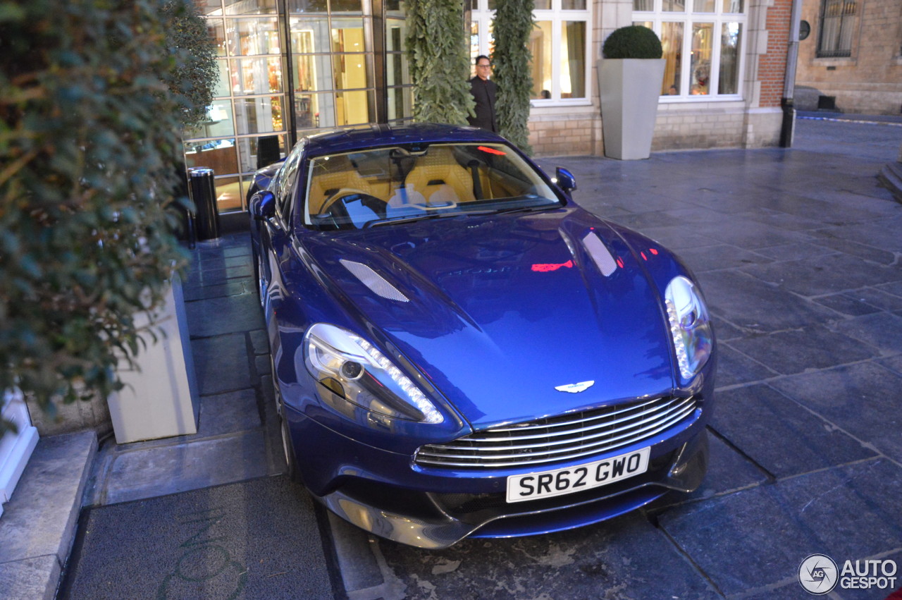 Aston Martin Vanquish 2013