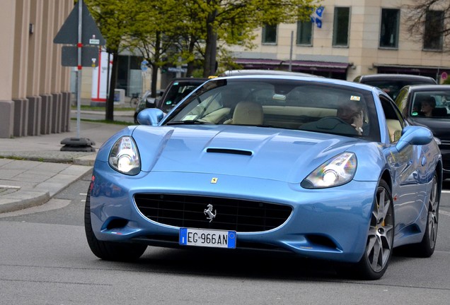 Ferrari California