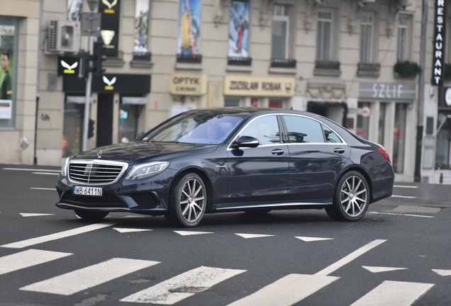 Mercedes-Benz S 63 AMG V222