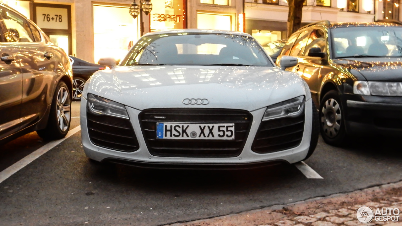 Audi R8 2013