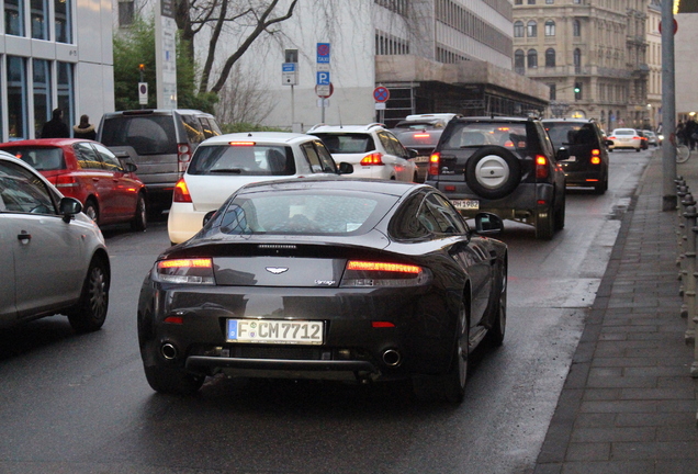 Aston Martin V8 Vantage