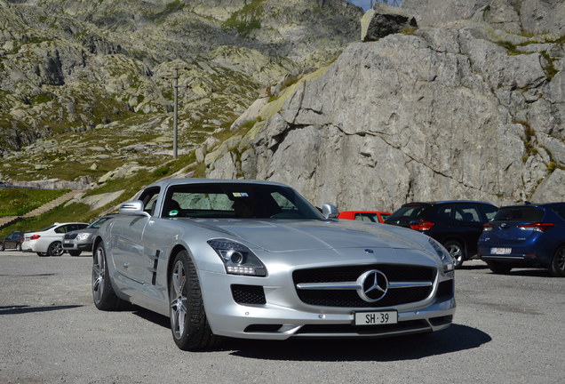 Mercedes-Benz SLS AMG