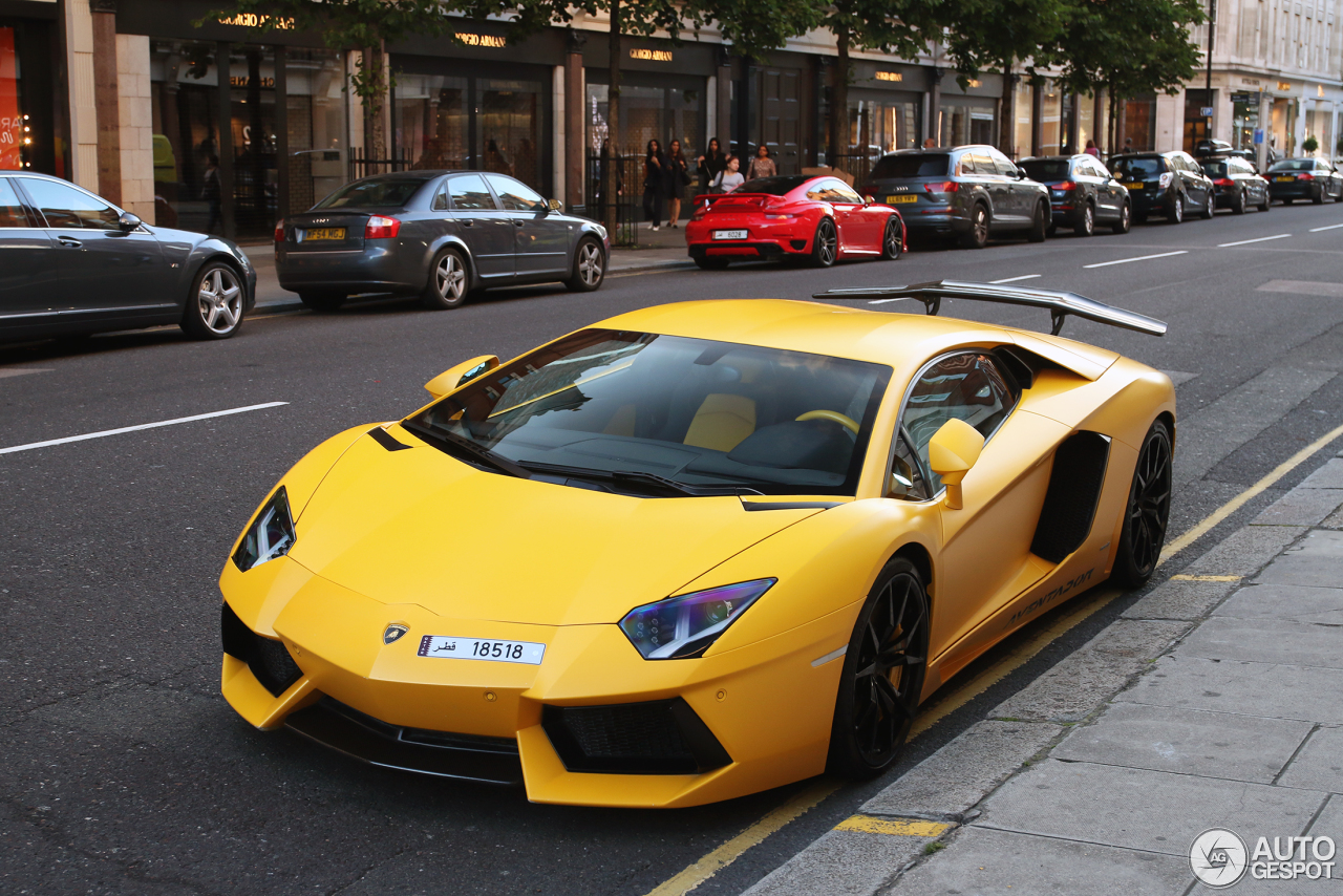 Lamborghini Aventador LP700-4