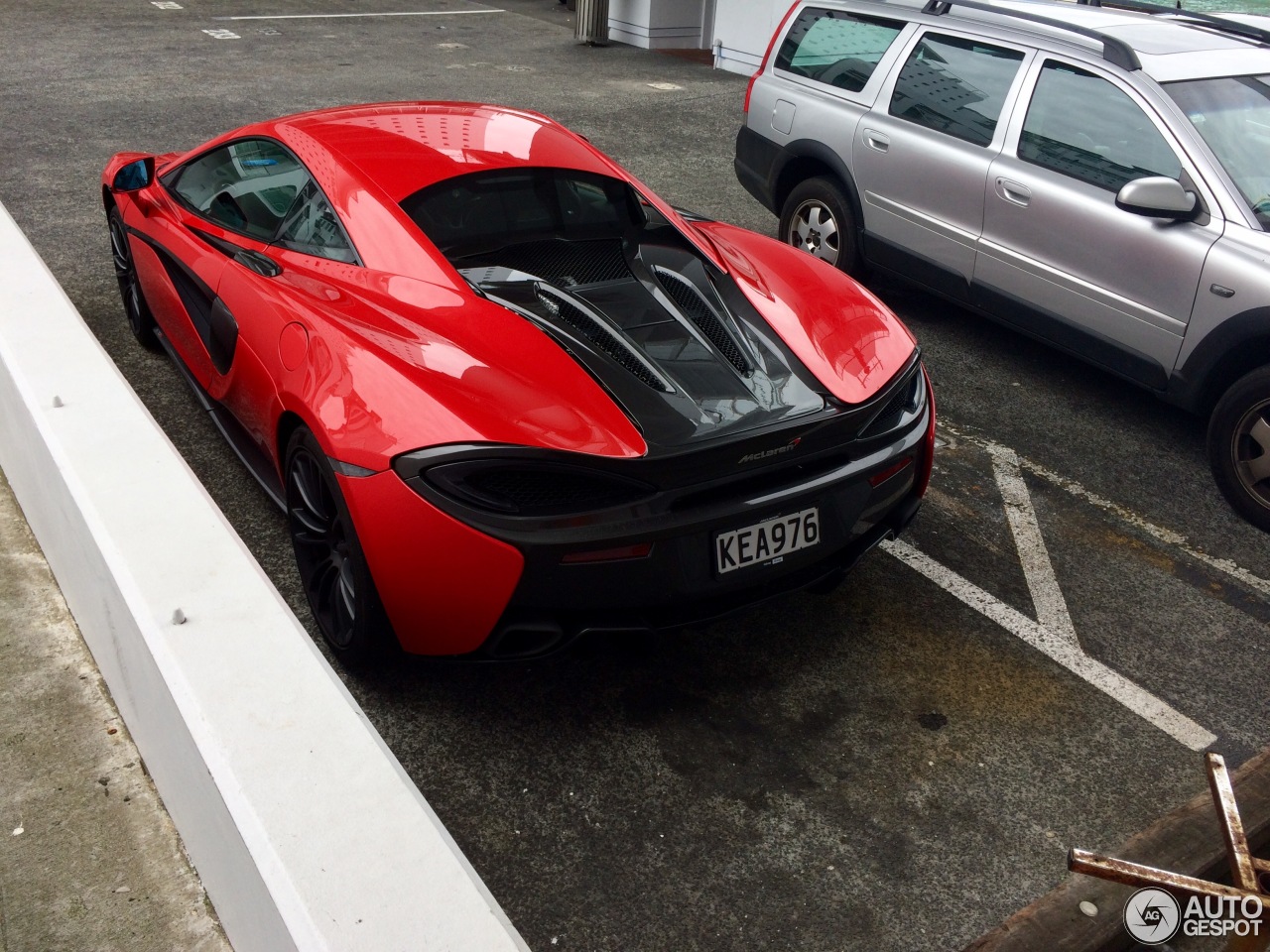 McLaren 570S