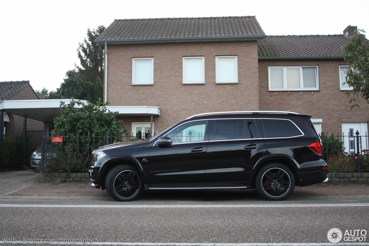 Mercedes-Benz GL 63 AMG X166