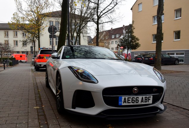 Jaguar F-TYPE SVR Coupé