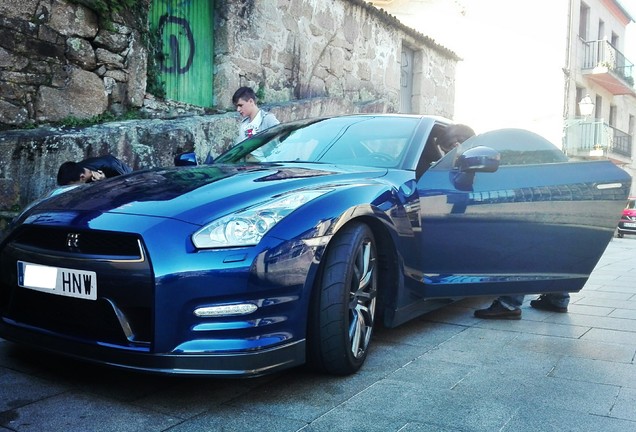 Nissan GT-R 2012