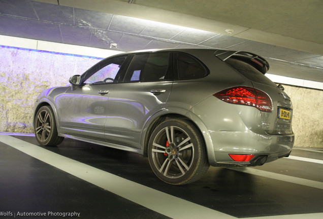 Porsche 958 Cayenne GTS