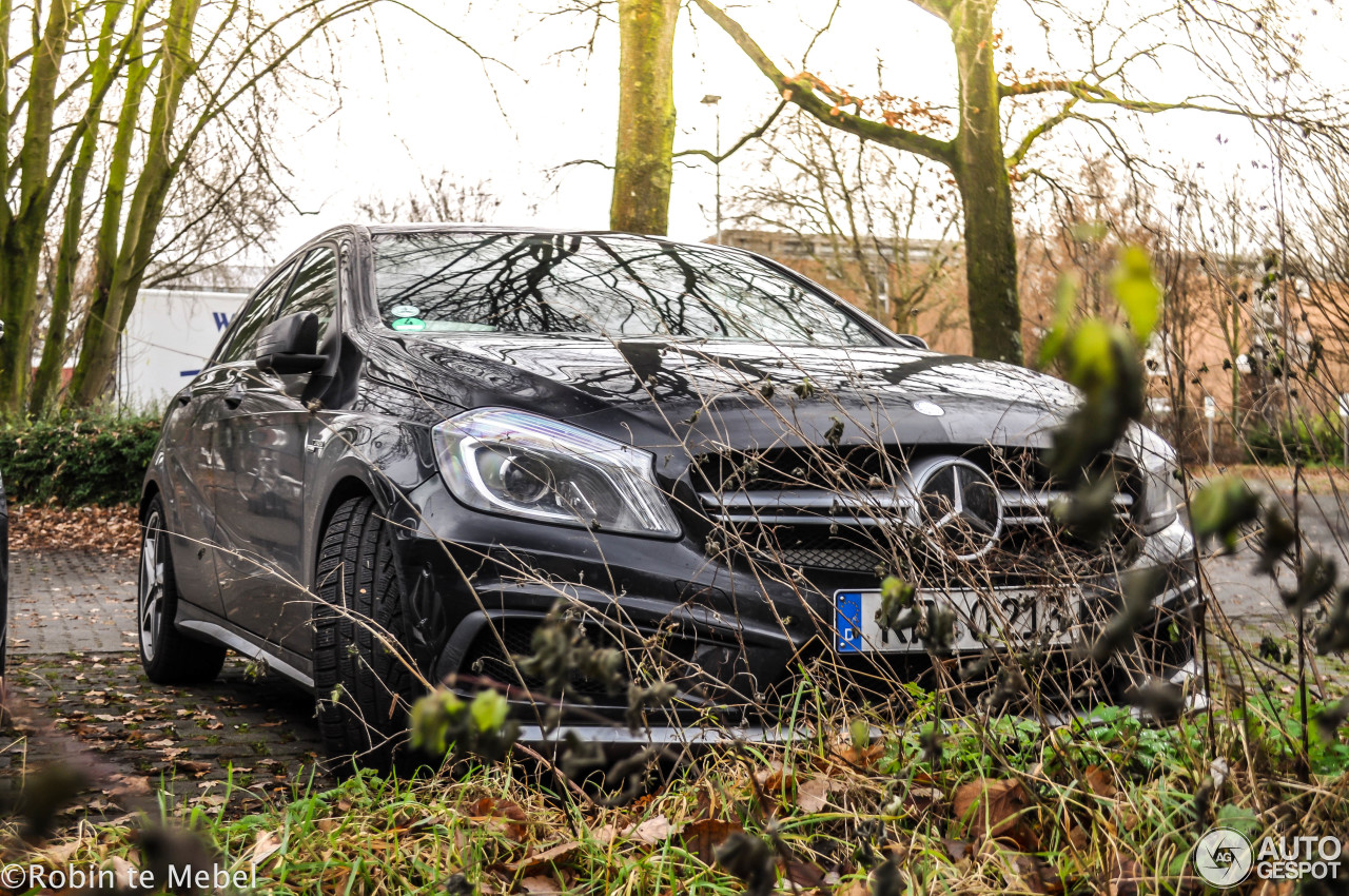 Mercedes-Benz A 45 AMG