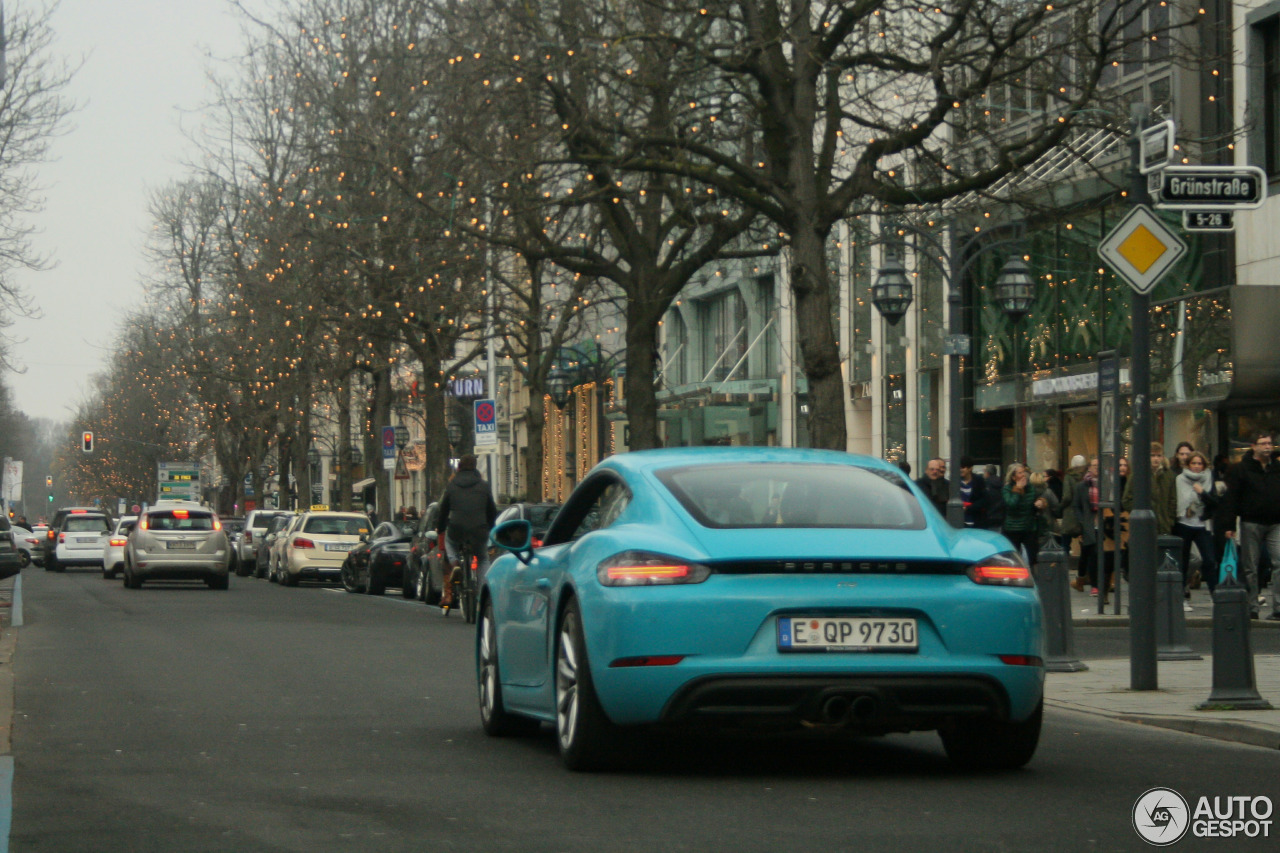 Porsche 718 Cayman S