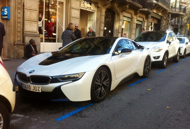 BMW i8