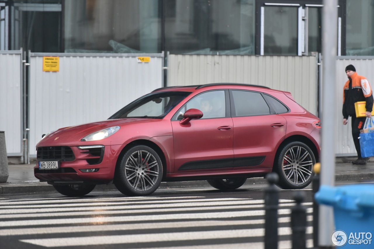 Porsche 95B Macan Turbo