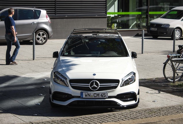 Mercedes-AMG A 45 W176 2015