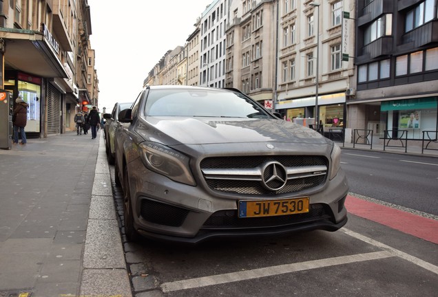 Mercedes-Benz GLA 45 AMG X156