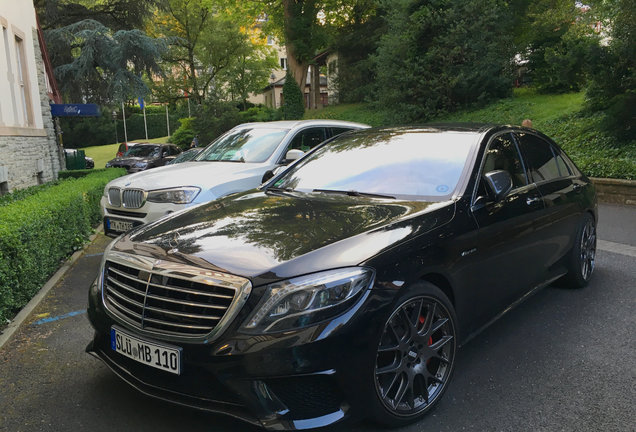 Mercedes-Benz S 63 AMG V222