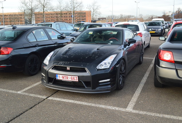 Nissan GT-R 2011