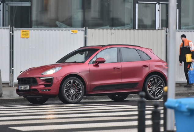 Porsche 95B Macan Turbo