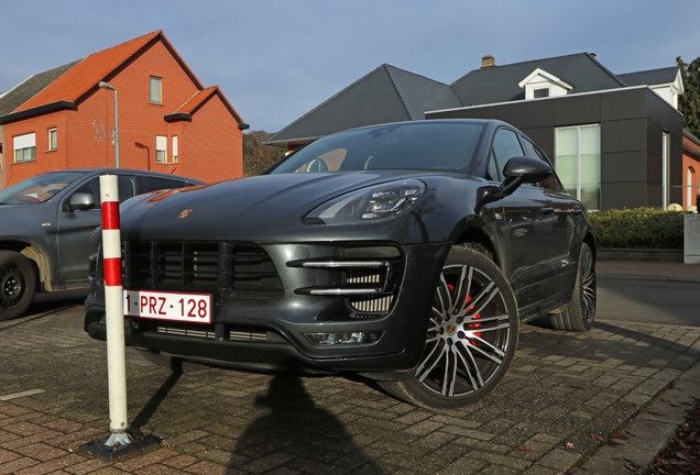 Porsche 95B Macan Turbo