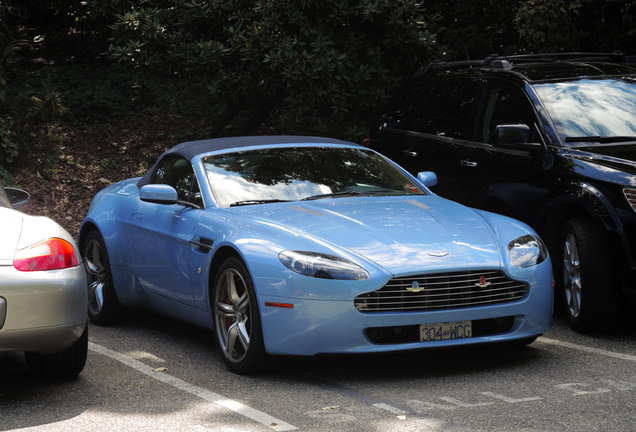 Aston Martin V8 Vantage Roadster