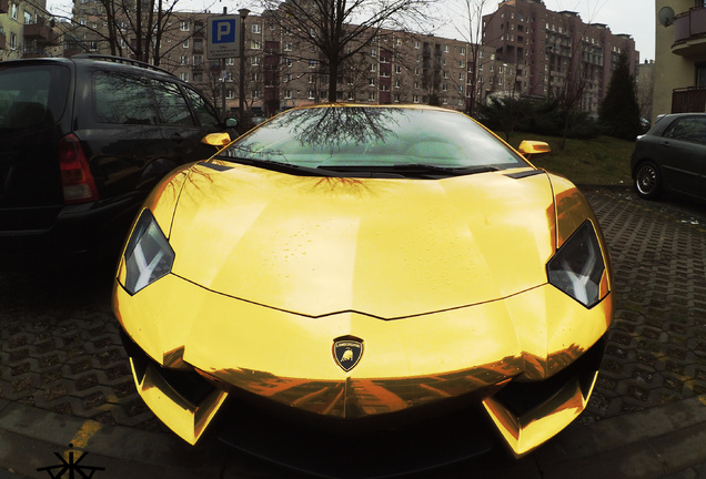 Lamborghini Aventador LP700-4 Roadster