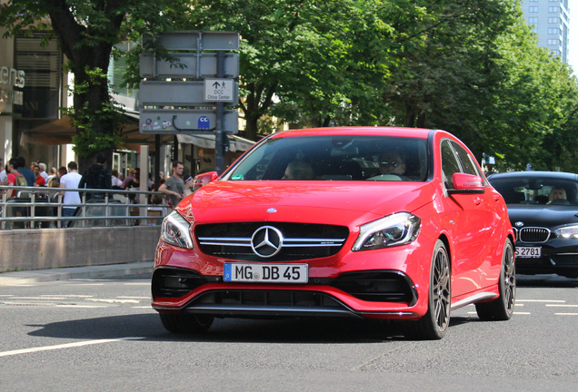 Mercedes-AMG A 45 W176 2015