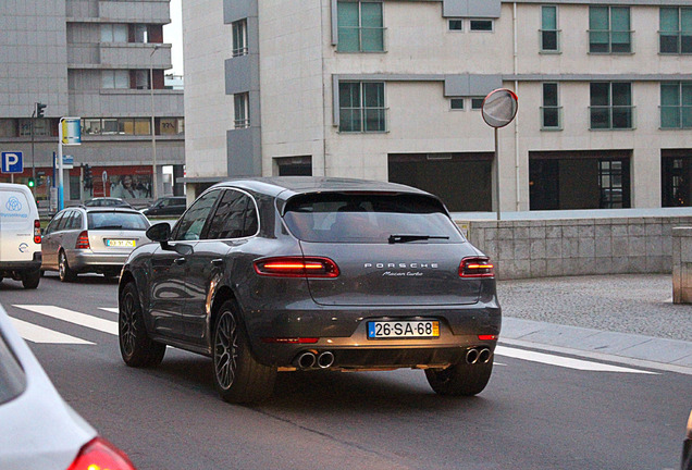 Porsche 95B Macan Turbo