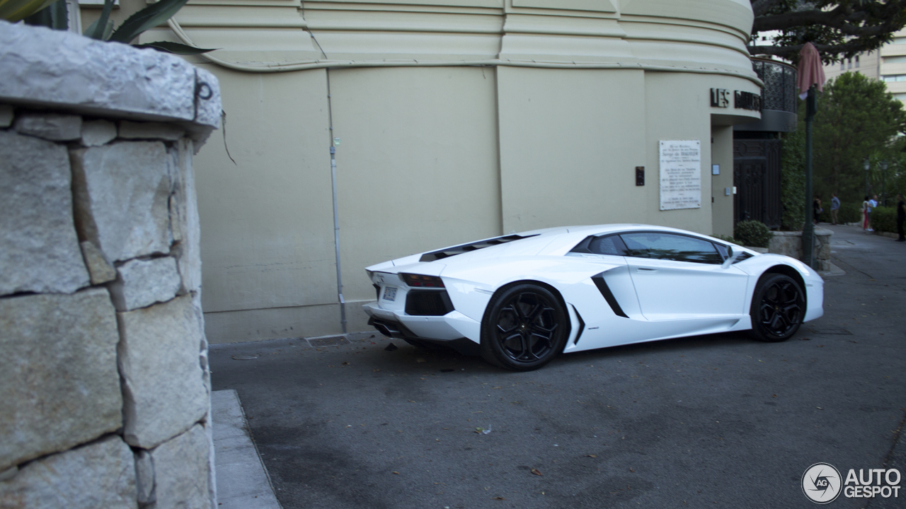 Lamborghini Aventador LP700-4