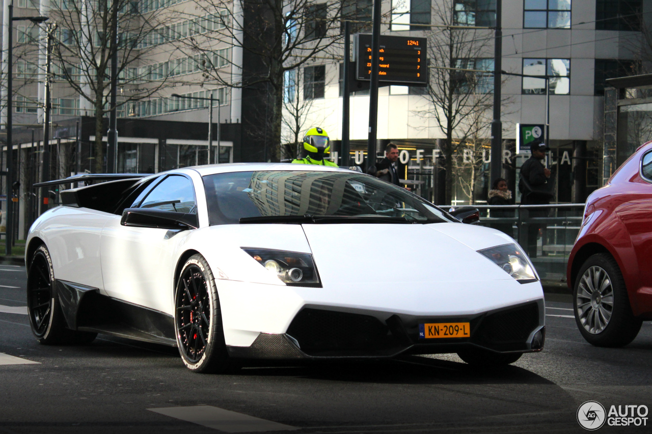 Lamborghini Murciélago LP640