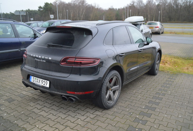 Porsche 95B Macan Turbo