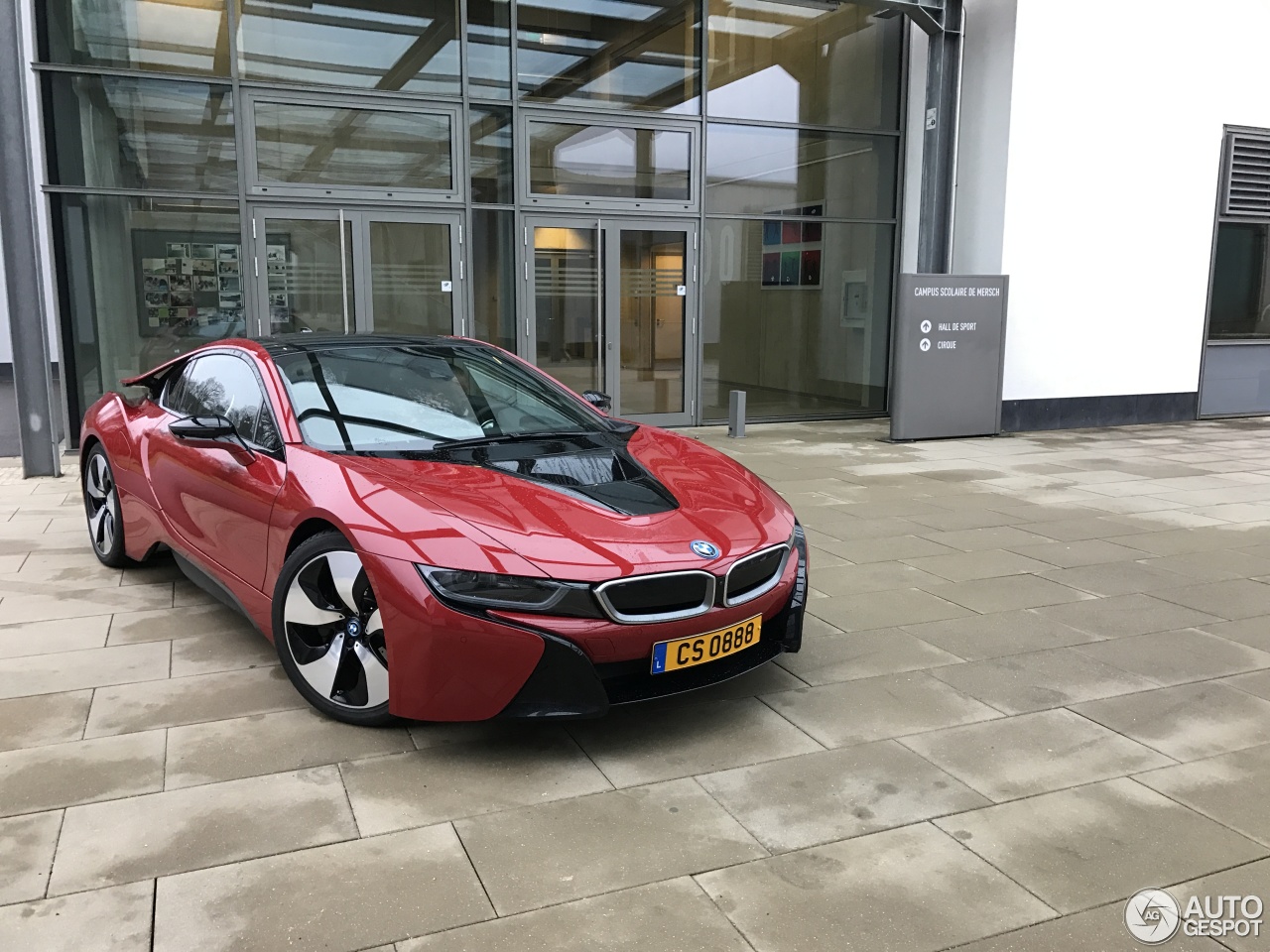 BMW i8 Protonic Red Edition