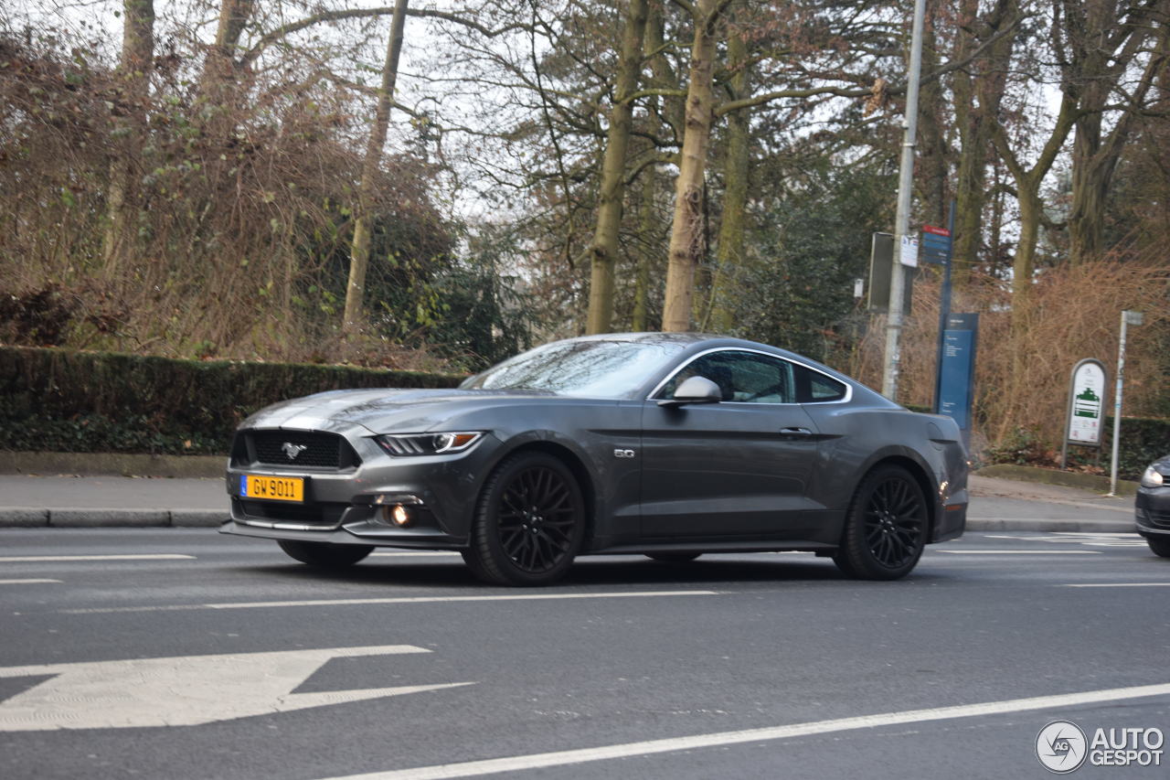 Ford Mustang GT 2015