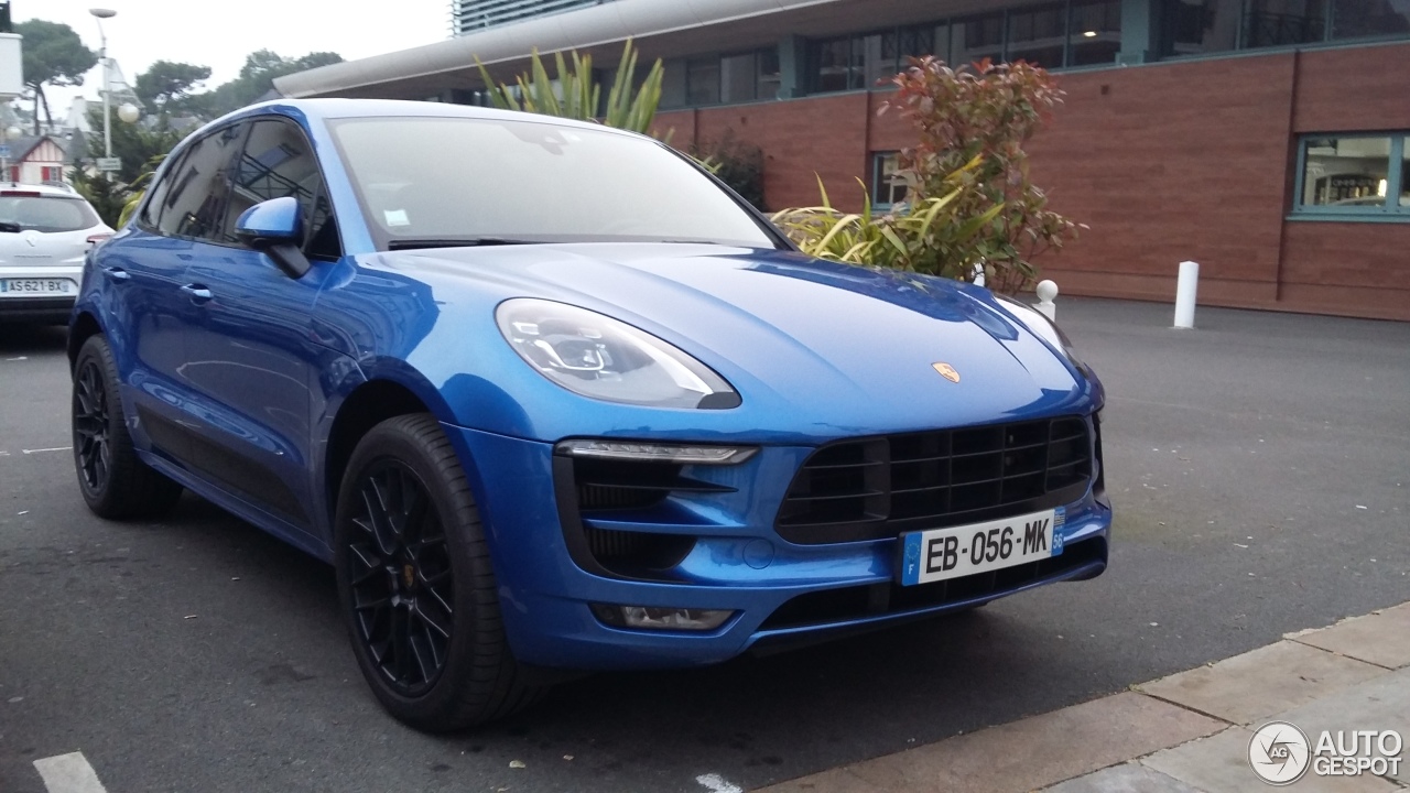 Porsche 95B Macan GTS