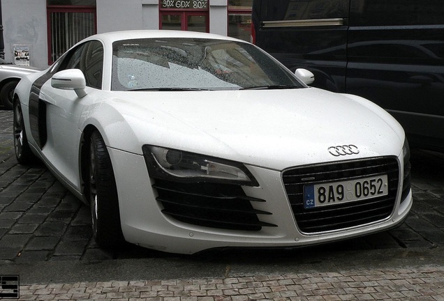 Audi R8