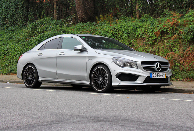 Mercedes-Benz CLA 45 AMG C117