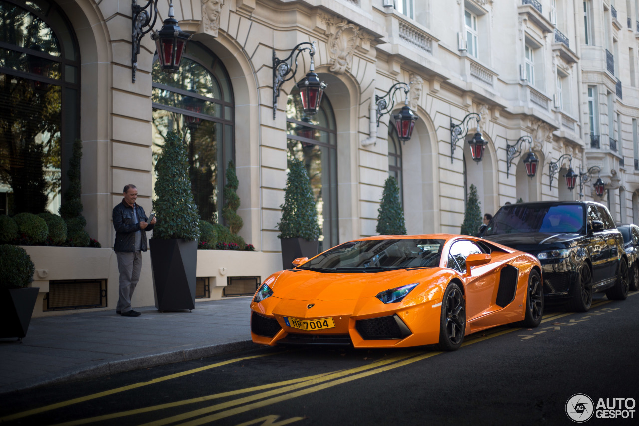 Lamborghini Aventador LP700-4