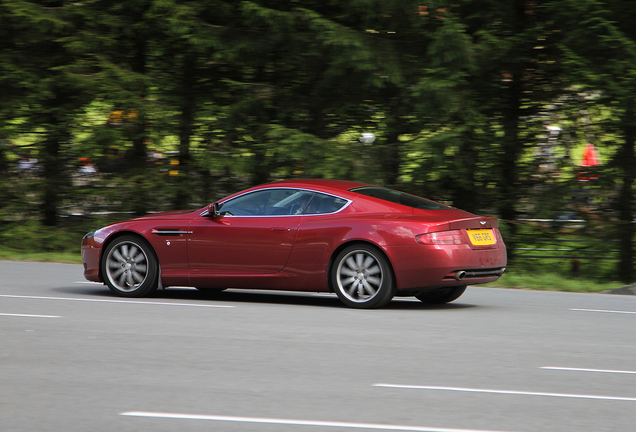 Aston Martin DB9