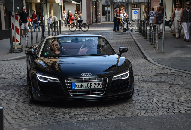Audi R8 V10 Spyder 2013