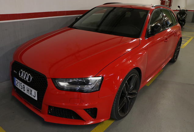 Audi RS4 Avant B8