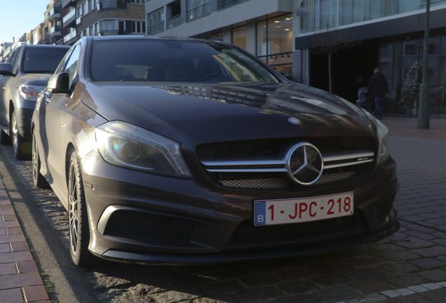 Mercedes-Benz A 45 AMG